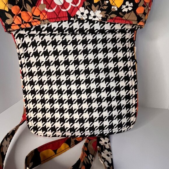 Vera Bradley 'Bittersweet' Mail Bag - Picture 9 of 13